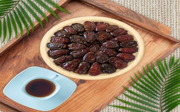 تصویر 2 از قیمت خرید خرما کبکاب صادراتی + فروش ویژه